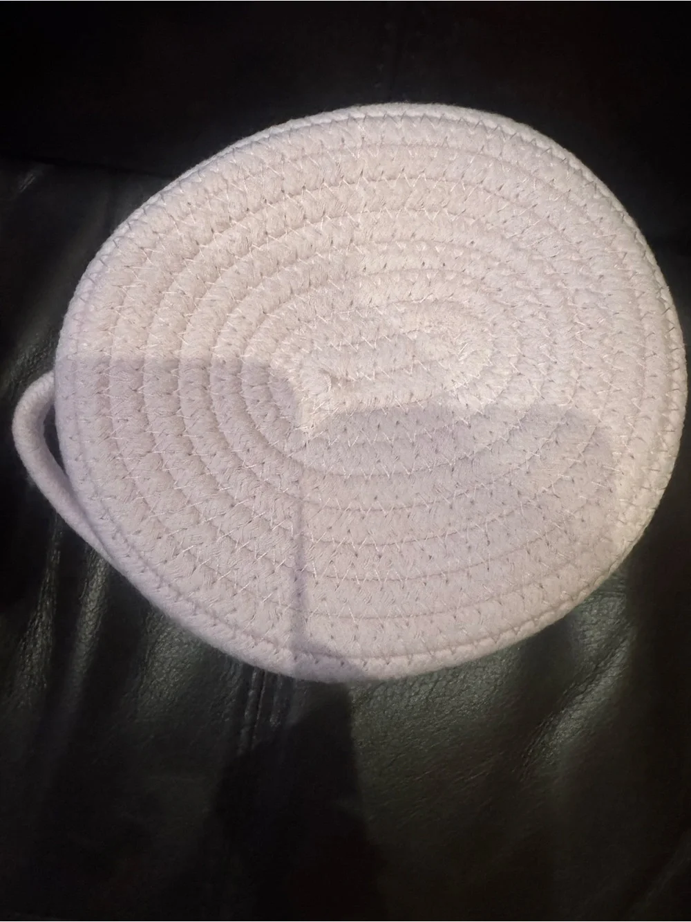 CARO Collection Pink Rope Basket with White Wash Cloths